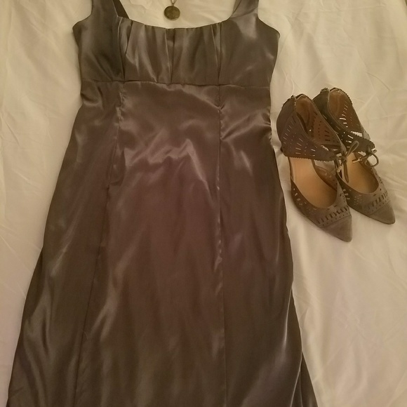 Dress - Picture 2 of 5